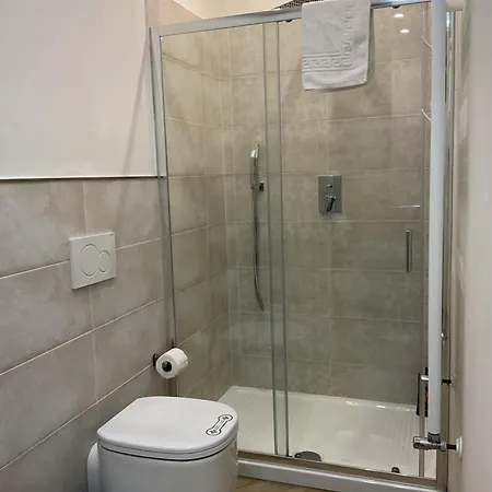Zero Coach Apartment